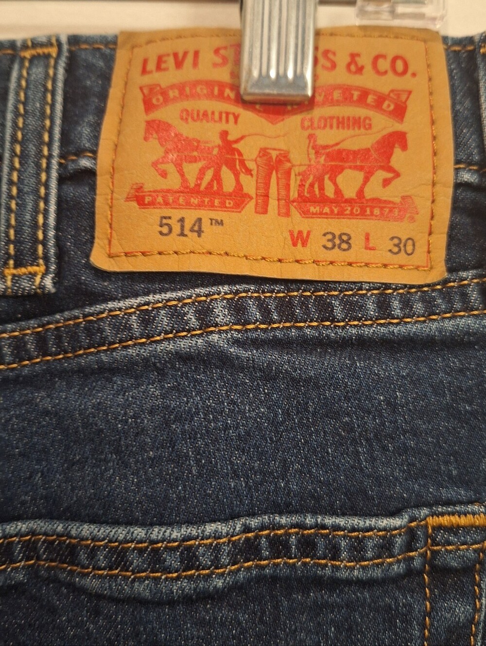 Levis 514 Straight Fit Mens Jeans 38x29(tag 38x30) Medium Wash Blue Denim